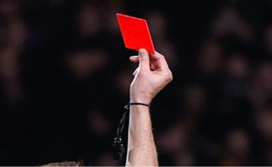 Oboren rekord u brzini dobijanja crvenog kartona