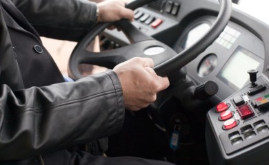 Firmama u BiH fale vozači, penzioneri za volanima