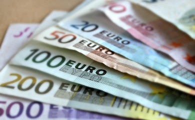 HRVATSKA: Prosječna neto plata 1.018 evra