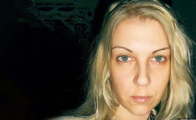 Satarom ubila majku i baku: Oglasio se muž srpske glumice koja je umrla u zatvoru
