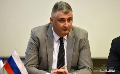 MILANOVIĆ: Nedopustivo ponašanje Petrovića, ne sarađuje sa republičkim institucijama
