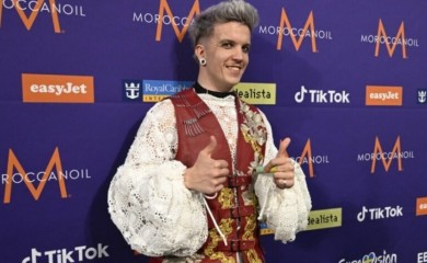 (FOTO) Fanovi oduševljeni: Bejbi Lazanja POKAZAO VJERENICU