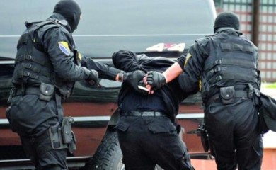 SIPA pretresa na pet lokacija, uhapsili i dva policijska službenika