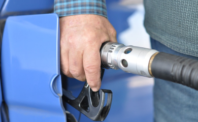 Ljudi toče gorivo i za pet KM na banjalučkim pumpama