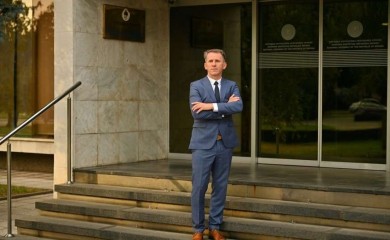 Dubravac pozvao Dodika da poštuje 10 božjih zapovjesti