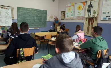 Drama u školi: Maloljetnik osumnjičen da je drugarima prijetio ubistvom