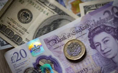 Dolar ojačao: Dug put do suzbijanja inflacije