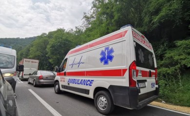Užas u Lazarevcu: Djevojčica oduzela sebi život