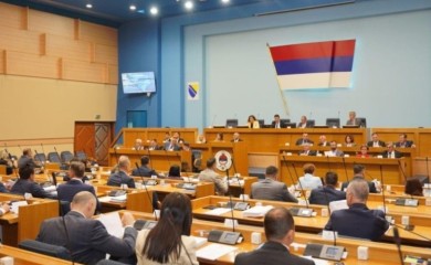 NS RS: Odluke visokog predstavnika ne mogu u Službeni glasnik RS