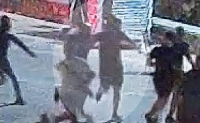 Širi se snimak ubistva grčkog navijača, navodno pokazuje trenutak kad je uboden navijač AEK-a VIDEO