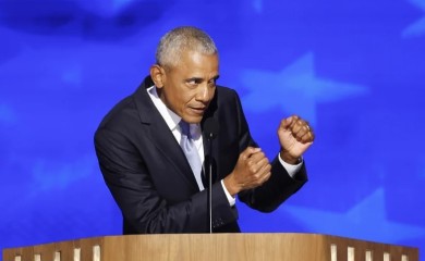 Obama izazvao lavinu smijeha: "Tramp opsjednut veličinom" (VIDEO)