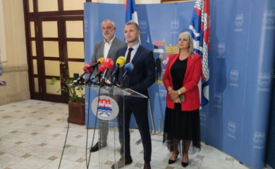 Stanivuković nakon sjednice: Krajiške večeri redovnije od skupštinskih zasjedanja