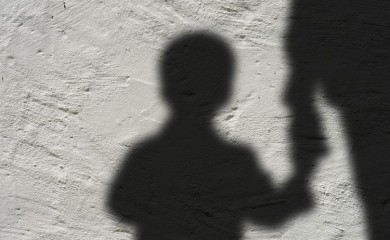 Četiri osobe uhapšene zbog dječije pornografije