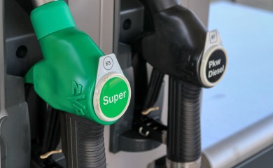 Nafta najjeftinija u posljednja dva mjeseca