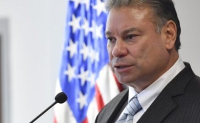 ESKOBAR: Crna Gora blizu kolapsa