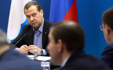 MEDVEDEV: Moguće formiranje novog vojnog saveza