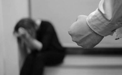 Muškarac iz Srbije oteo suprugu u Hrvatskoj i držao je zaključanu u autu