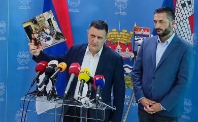 SNSD sa koalicionim partnerima razmatra opoziv Stanivukovića: "Sa svoje jahte želi da upravlja Banjalukom"