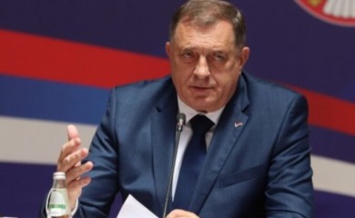 Dodik odbrusio Marfiju: Kauboju, dok god ti držiš volan BiH juri u propast, nebitan si, gudbaj