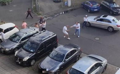 Porodice sa Balkana potukle se u Kelnu, intervenisala i policija