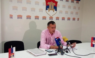 Babalj: Kako je Zakon o spoljnim poslovima prošao u Savjetu ministara pored Košarca, Amidžića i Nešića?