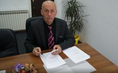 Osuđen zbog lažne diplome: Neću podnijeti ostavku, najbitnije je da sam direktor