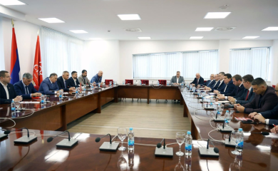 SNSD optužio koaliciju da ga koristi i krade ljude, partneri mu nisu ostali dužni