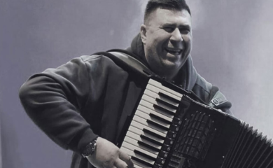 Poginuo harmonikaš Samir Hodžić, saradnik Hanke Paldum