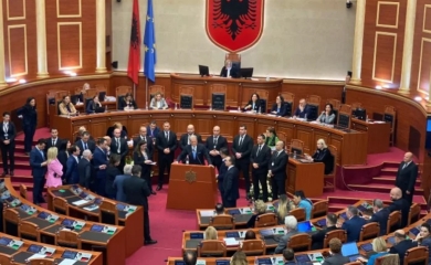 Isključeni sa sjednice: Ponovo haos u parlamentu Albanije