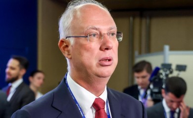 Dmitrijev: Grenland buduća 51. savezna američka država, Kanada 52.