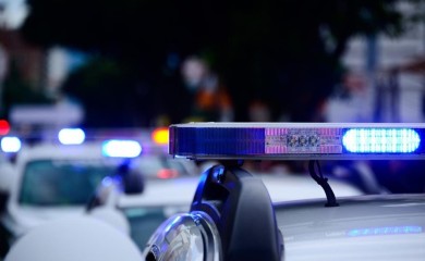 Vozila u pogrešnom smjeru pa teško povrijedila ženu i dijete