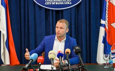 Stanivuković: Đajić laže, katastrofalna inicijativa promjene lokacije spomenika