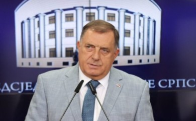Dodik otkrio kada će u političku penziju