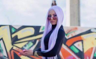 Pijana divljala na ulici: Pojavio se snimak hapšenja hrvatske influenserke VIDEO