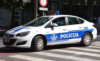 U Crnoj Gori incident na biralištu, povrijeđena članica izborne komisije