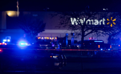 Pucnjava u američkom tržnom centru, više od 10 mrtvih