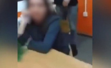 Učenici izbačeni iz škole zbog maltretiranja profesorice