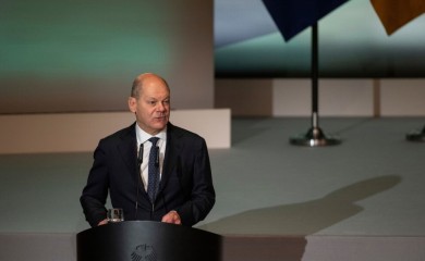 Šolc se obratio Putinu: Vrijeme je da se završi sukob