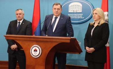 Dodik najavio čistku neradnika po institucijama