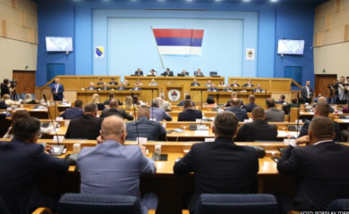 Zakon o zabrani pušenja u RS izazvao raspravu u NSRS kao nikad do sada: Pušači najveće zlo?