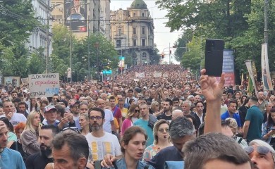 “Srbija protiv nasilja”: Protesti i blokade danas u deset gradova širom Srbije