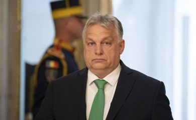 Orban tražio smjenu Fon der Lajenove