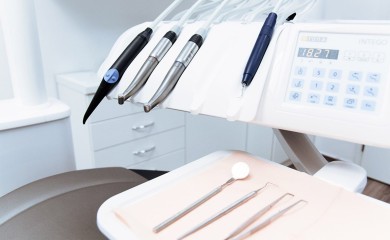 Žena preminula nakon vađenja zuba, stomatolog u pritvoru