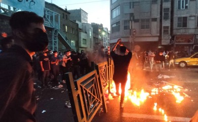 U Iranu poginulo 35 ljudi tokom demonstracija