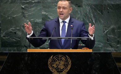 Navrocki: Poljska spremna da brani svoju teritoriju