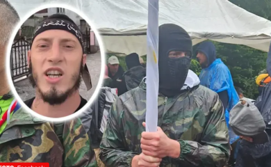 Islamista uznemiravao Srbe u Bihaću zbog pjesme "Veseli se srpski rode"