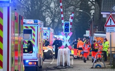 Napad nožem: Dvije osobe ubijene, pet povrijeđeno