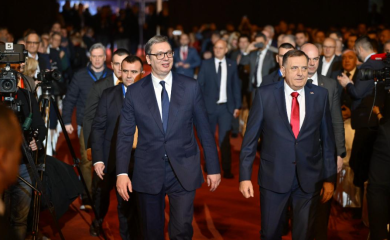 Vučić: Ti se Mile drži sutra, a mi ćemo da pratimo