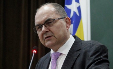 Šmit tvrdi da imovina nije riješena u Dejtonu: Političari da ne pričaju gluposti