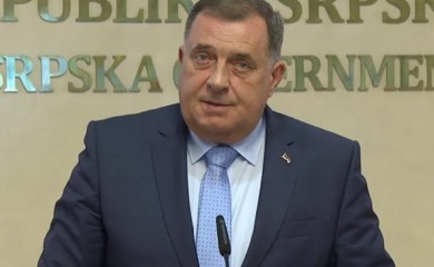 Dodik: Volim da su Srbi okupljeni oko Srbije, ne vjerujem u BiH